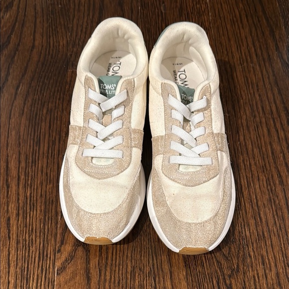 Toms Shoes - Women's TRVL Lite Retro Sneaker - Egret Multi size 7.5 ( fits like 7)